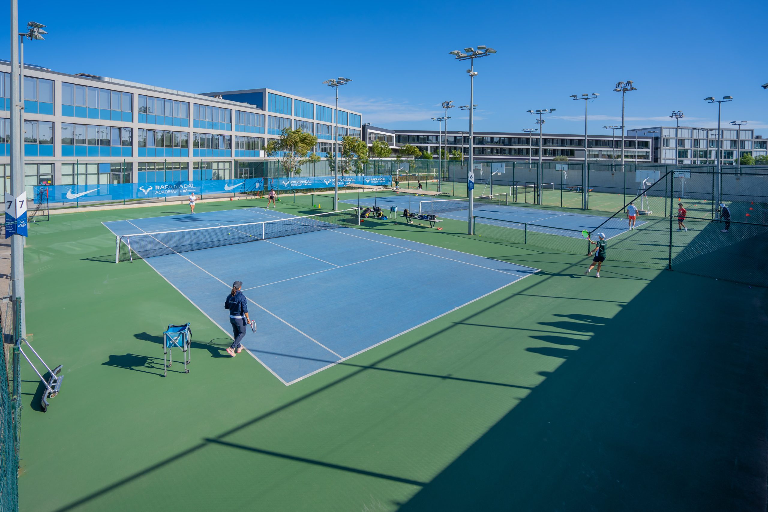 Tennis court facilities
